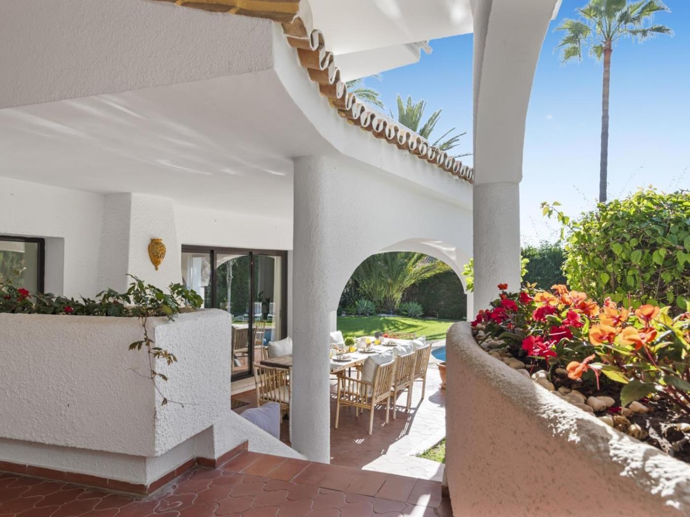 Byron, Private Pool, Walking Distance To Puerto Banus