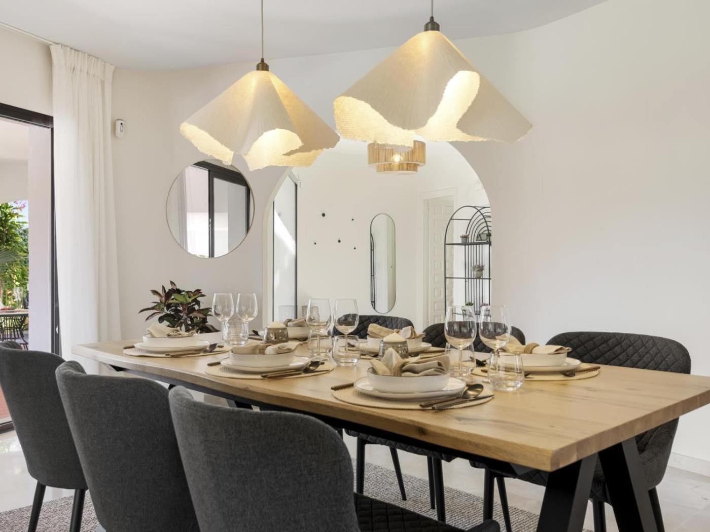 Byron, Private Pool, Walking Distance To Puerto Banus * Marbella