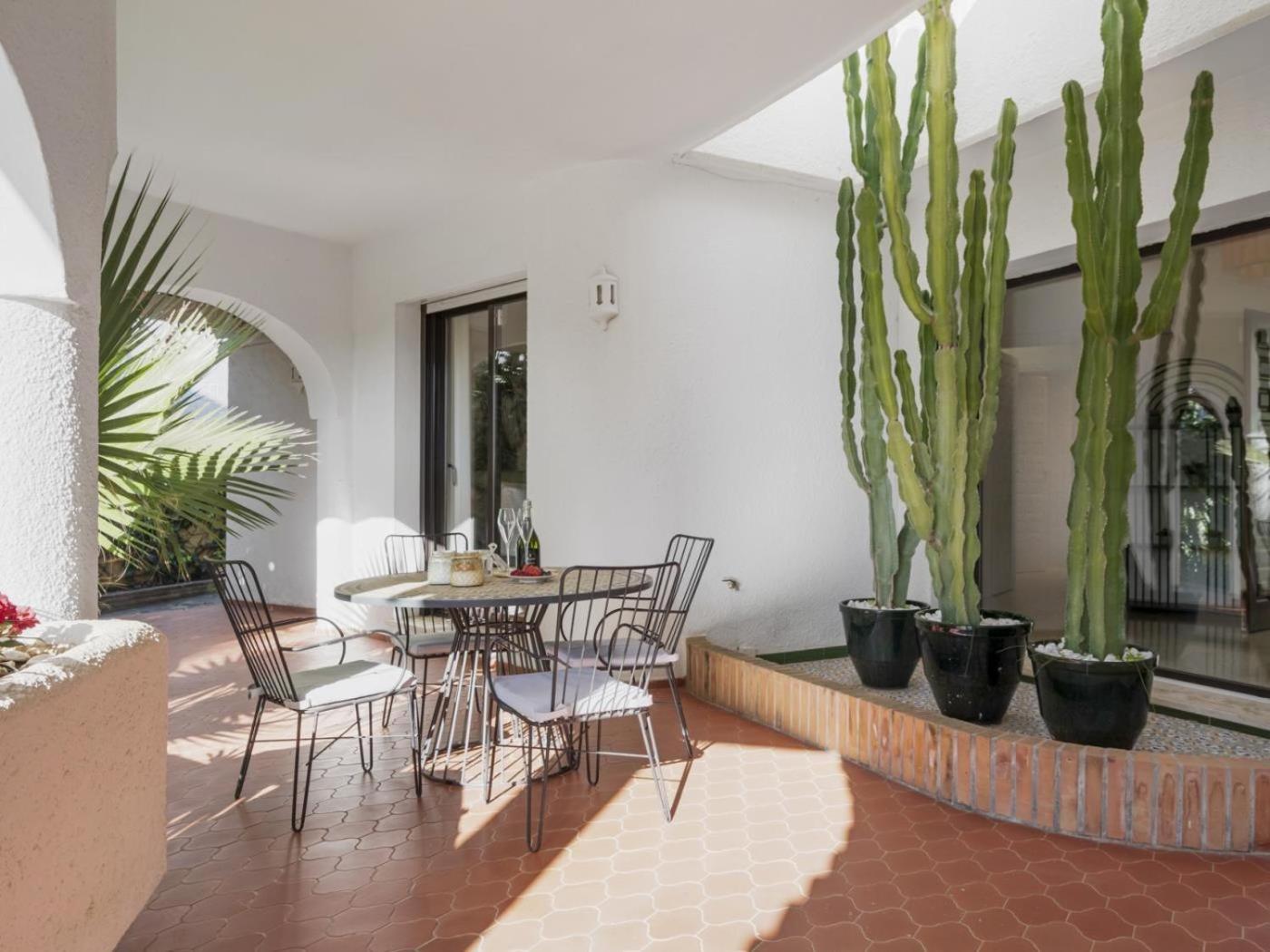Byron, Private Pool, Walking Distance To Puerto Banus * Marbella